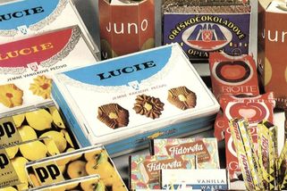 Mejdlíčko, Vlnky nebo Tang – retro sladkosti, které dneska děti neznají. Pamatujete si je všechny?